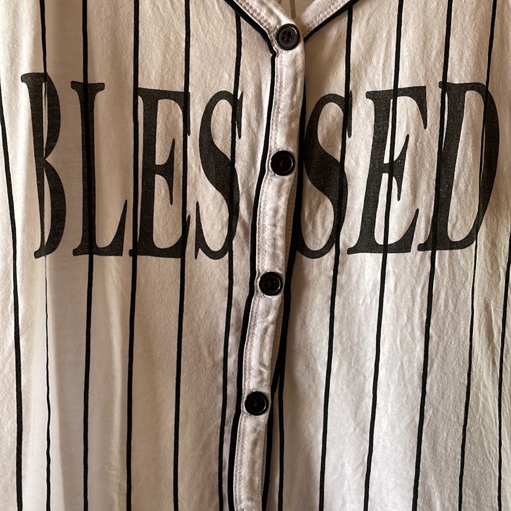 Blessed button up - Picture 2 of 3
